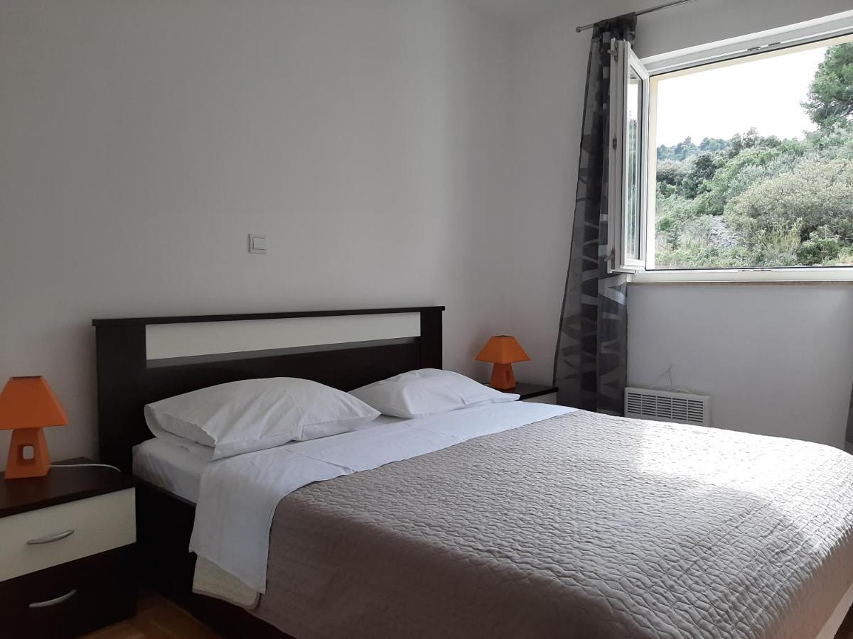 Apartment Jelena Trogir Exterior photo